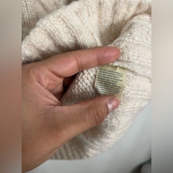 L.L Bean Cable Knit button up wool cotton blend oatmeal sweater - Picture 8 of 8